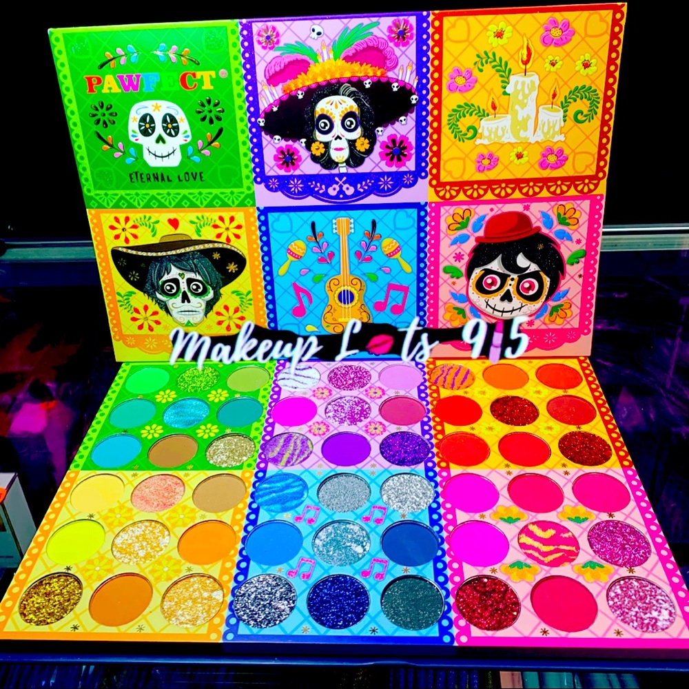 Ultramo Pawfect Eternal Love Eyeshadow Palette